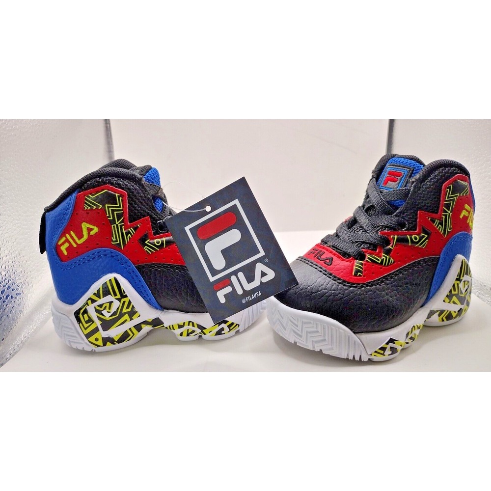 Fila Basketball Shoes boys sz 4 MB Red Black Aztec Logo Spell Out Lace Up